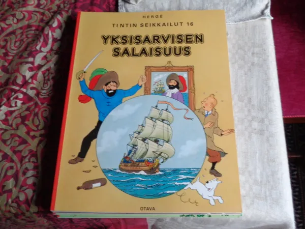 Tintin seikkailut 16 Yksisarvisen salaisuus - Herge | Tomin antikvariaatti | Osta Antikvaarista - Kirjakauppa verkossa