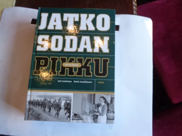 Jatkosodan pikkujättiläinen | Tomin antikvariaatti | Osta Antikvaarista - Kirjakauppa verkossa