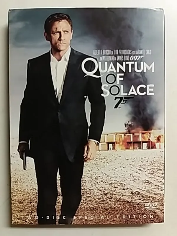 Quantum of Solace (Two- disc. Special Edition) | Antikvaari Kirja- ja Lehtilinna / Raimo Kreivi | Osta Antikvaarista - Kirjakauppa verkossa