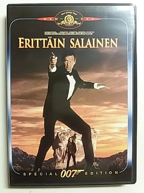 007 Erittäin Salainen | Antikvaari Kirja- ja Lehtilinna / Raimo Kreivi | Osta Antikvaarista - Kirjakauppa verkossa