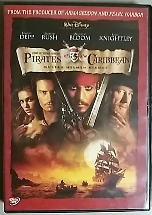 Pirates of the Caribbean - Mustan helmen kirous - Seikkailu vuodelta 2003 ohjaus Gore Verbinski pääosissa Johnny Depp - Orlando Bloom - Keira Knightley ja Geoffrey Rush. | Antikvaari Kirja- ja Lehtilinna / Raimo Kreivi | Osta Antikvaarista - Kirjakauppa verkossa