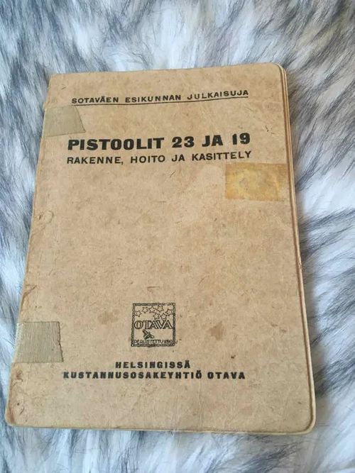 Pistoolit 23 ja 19 - Rakenne, hoito ja käsittely | Antikvariaatti Bookkolo | Osta Antikvaarista - Kirjakauppa verkossa