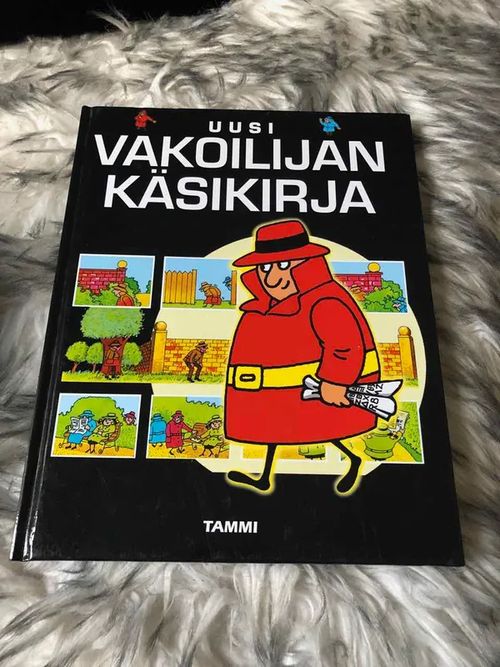 Uusi vakoilijan käsikirja | Antikvariaatti Bookkolo | Osta Antikvaarista - Kirjakauppa verkossa