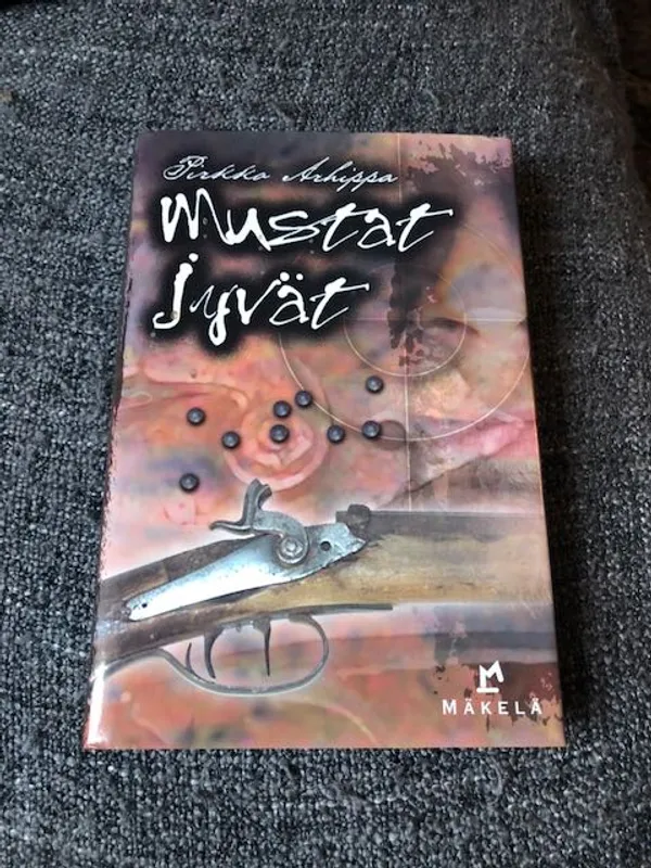 Mustat jyvät - Arhippa Pirkko | Antikvariaatti Bookkolo | Osta Antikvaarista - Kirjakauppa verkossa