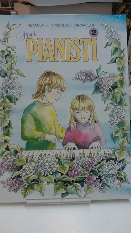 Pieni pianisti 2 - Hietanen, Hynninen, Vapaavuori | Antikvariaatti Oulun Ale-Kirja Ky | Osta Antikvaarista - Kirjakauppa verkossa