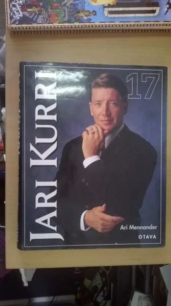 Jari Kurri - Mennander Ari | Divari Kaleva | Osta Antikvaarista - Kirjakauppa verkossa