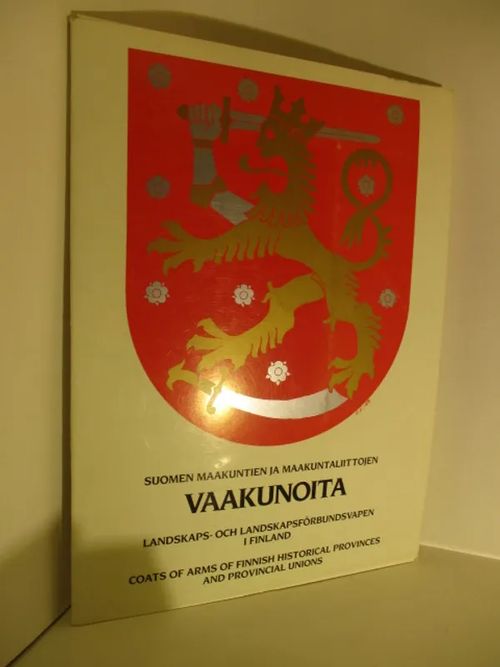 Suomen maakuntien ja maakuntaliittojen vaakunoita - Landskaps- och landskapsförbundsvapen I Finland - Coats of arms of Finnish historical provinces and provincial unions - Eriksson Ol | Brahen Antikvariaatti | Osta Antikvaarista - Kirjakauppa verkossa