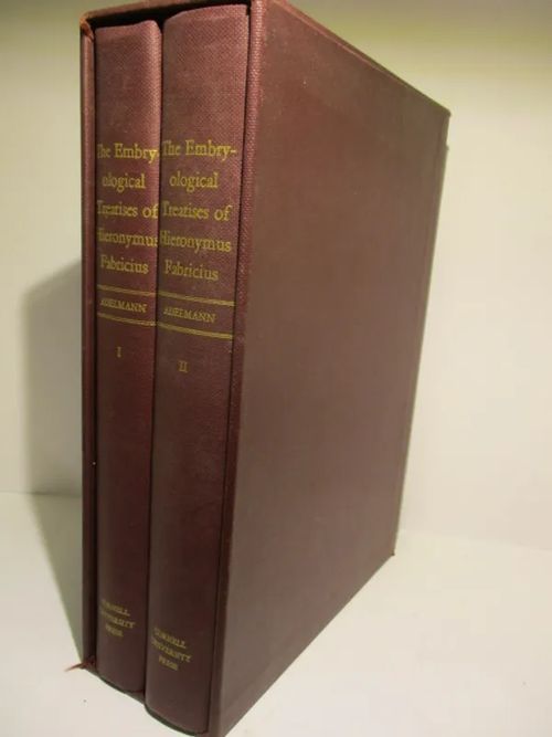 The Embryological Treatises of Hieronymus Fabricius of Aquapendente: The Formation of the Egg and the Chick / The Formed Fetus (2 volumes) - Hieronymus Fabricius | Brahen Antikvariaatti | Osta Antikvaarista - Kirjakauppa verkossa