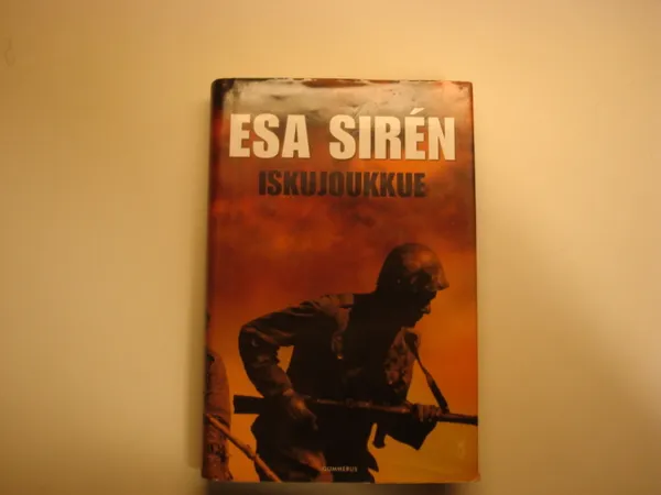 Iskujoukkue - Siren Esa | Kyyhkyrinteen Kirja | Osta Antikvaarista - Kirjakauppa verkossa