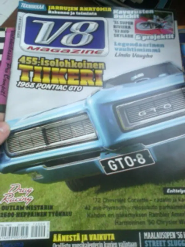 V8 Magazine 9/2012 | Oulun Antikvariaatti Ky | Osta Antikvaarista - Kirjakauppa verkossa