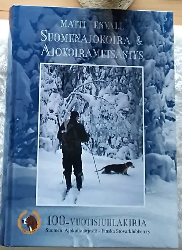 Suomen Ajokoira & Ajokoirametsstys - Envall Mati | Antikvariaatti Kirjakari | Osta Antikvaarista - Kirjakauppa verkossa