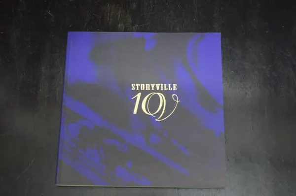 Storyville - Hiilikellarista suosituksi jazzklubiksi 1993-2003 - Aavaharju, Harri - Railonkoski, Tuula | Väinämöisen Kirja Oy | Osta Antikvaarista - Kirjakauppa verkossa