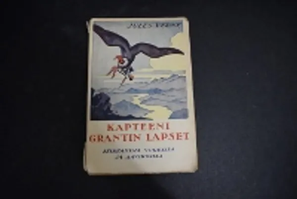 Kapteeni Grantin lapset - Seikkailuja vuorilla ja aavikoilla - Verne Jule | Väinämöisen Kirja Oy | Osta Antikvaarista - Kirjakauppa verkossa