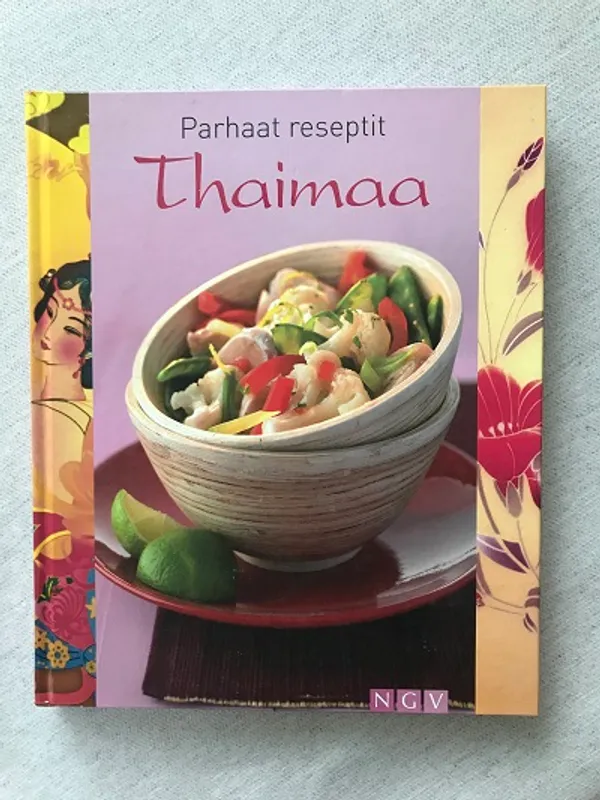 Parhaat reseptit Thaimaa | Kirjakauppa Papirus | Osta Antikvaarista - Kirjakauppa verkossa