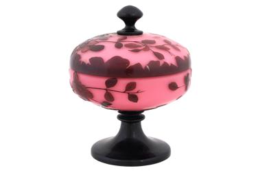 SUNDAY ART AND ANTIQUE ESTATE AUCTION 212