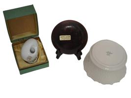 A LOT OF VINTAGE PORCELAIN ITEMS, 9 PIECES