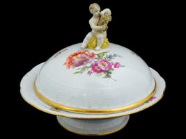 ANTIQUE GERMAN KPM BERLIN PORCELAIN VEGETABLE TUREEN