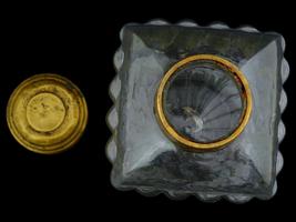 ANTIQUE RIBBED DESIGN GLASS TEA CADDY WITH BRASS LID