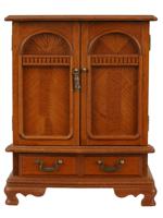VINTAGE TAIWANESE WOODEN MUSIX BOX JEWELRY CABINET