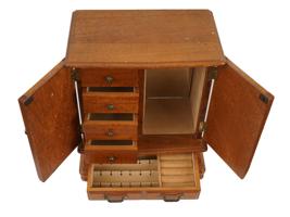 VINTAGE TAIWANESE WOODEN MUSIX BOX JEWELRY CABINET