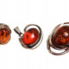 AN AMBER JEWELRY RING BROOCH AND PENDANT PIC-0