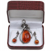 A JEWELRY SET OF AMBER & SILVER RINGS AND PENDANT PIC-0