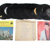 A VINTAGE RECORD CASE WITH LARGE COLLECTION OF LP PIC-4