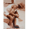 A VINTAGE PHOTOGRAPH OF A WORKING MAN PIC-1