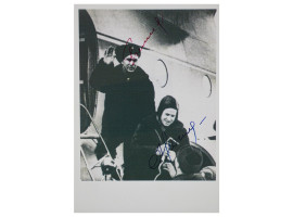 A SOVIET SIGNED PHOTOGRAPH OF LEONOV AND BELYAEV