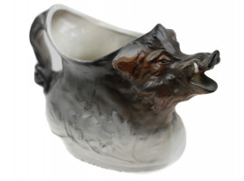 A VINTAGE ROYAL BAYREUTH PORCELAIN BOAR CREAMER