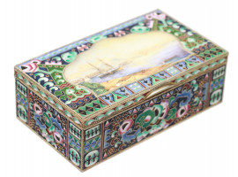 A LARGE RUSSIAN SILVER AND ENAMEL CASKET BOX