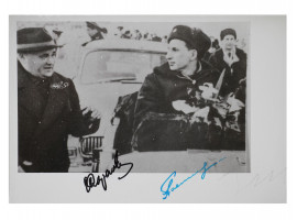 SOVIET SIGNED PHOTOGRAPH OF KOROLEV AND BELYAEV