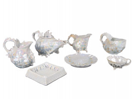 A ROYAL BAYREUTH PORCELAIN SHELL LUSTERWARE SET