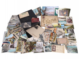 ANTIQUE & VINTAGE POSTCARDS IN A CASE COLLECTIBLES