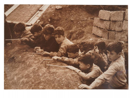 VINTAGE 70S SEPIA PHOTO KIBBUTZ CHILDREN ISRAEL