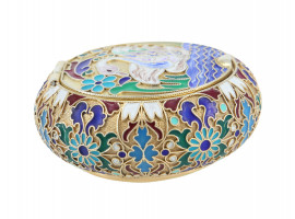 RUSSIAN GILT SILVER AND CLOISONNE ENAMEL PILL BOX