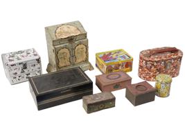 COLLECTION OF VARIOUS JEWELRY AND TRINKET BOXES