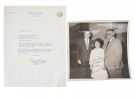 RONALD REAGAN PHOTO AND PRIVATE LETTER SIGNED