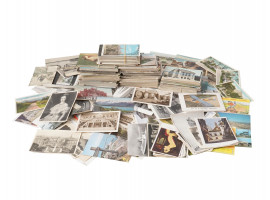 LARGE COLLECTION OF VINTAGE AND ANTIQUE POSTCARDS