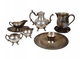 SILVER PLATED DINNERWARE AND SERVEWARE VINTAGE