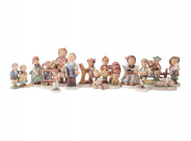 COLLECTIBLE GOEBEL HUMMEL PORCELAIN FIGURINES