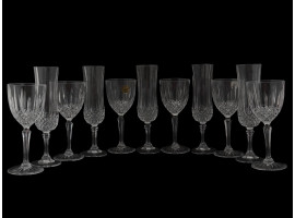 CRISTAL D'ARQUES CUT CRYSTAL WINE GLASSES, 11 PCS
