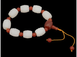 CHINESE HETIAN JADE AND CARNELIAN CARVED BRACELET