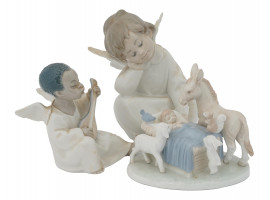 VINTAGE LLADRO ROMAN JAPAN PORCELAIN FIGURINES