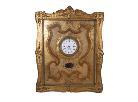 ANTIQUE CLOCK IN THE GILT WOOD PICTURE FRAMED