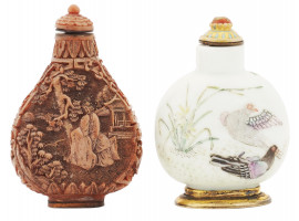 CHINESE PORCELAIN AND CARVED STONE SNUFF BOTTLES