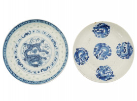 TWO ANTIQUE CHINESE PORCELAIN DRAGON PLATES