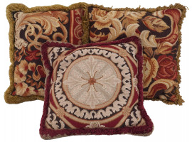 VINTAGE HANDCRAFTED NEEDLEPOINT PILLOW COVERS