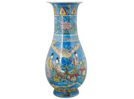 ANTIQUE CHINESE KANGXI HANDPAINTED PORCELAIN VASE