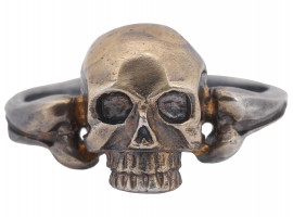 MENS LOW GRADE SILVER GOTHIC SKULL AND BONES RING